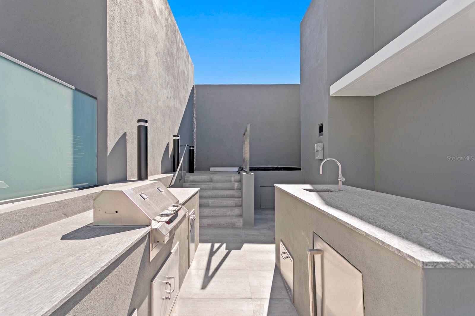 3020 W SANTIAGO ST #5