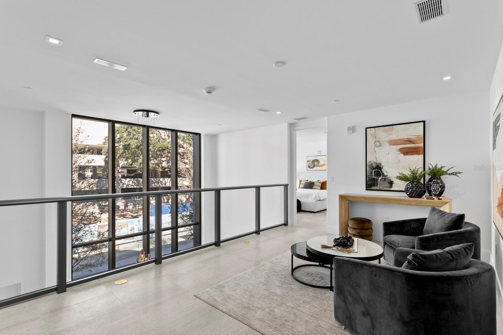 3020 W SANTIAGO ST #5