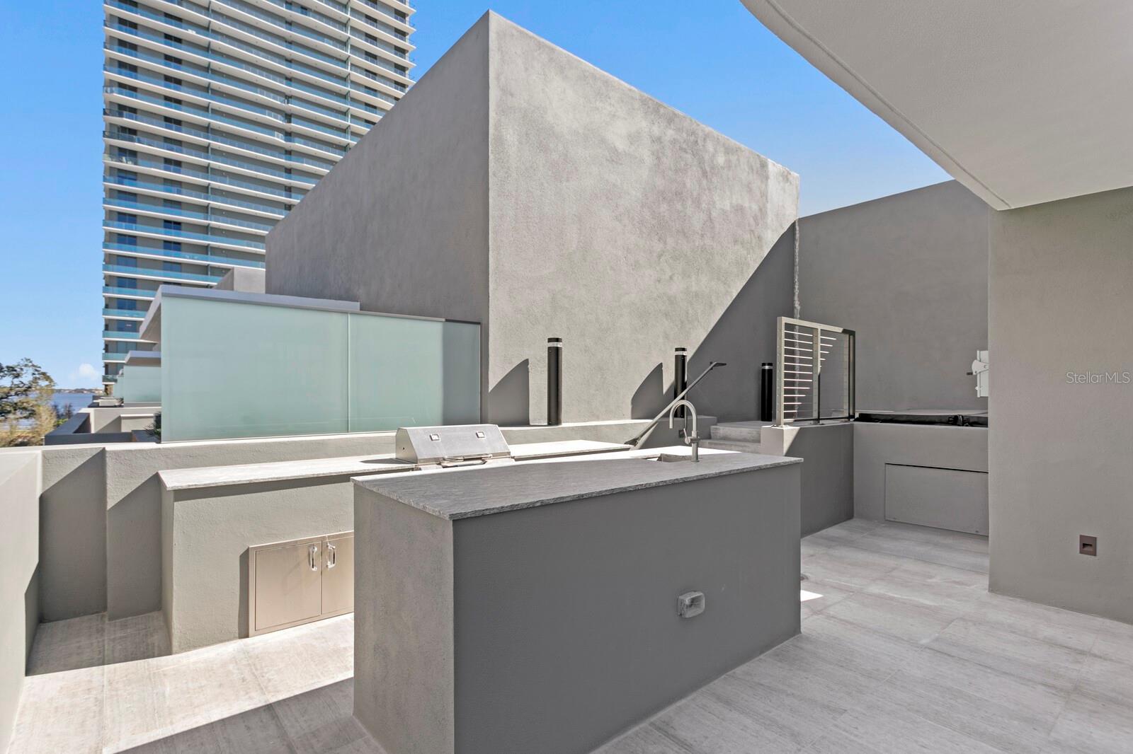 3020 W SANTIAGO ST #5