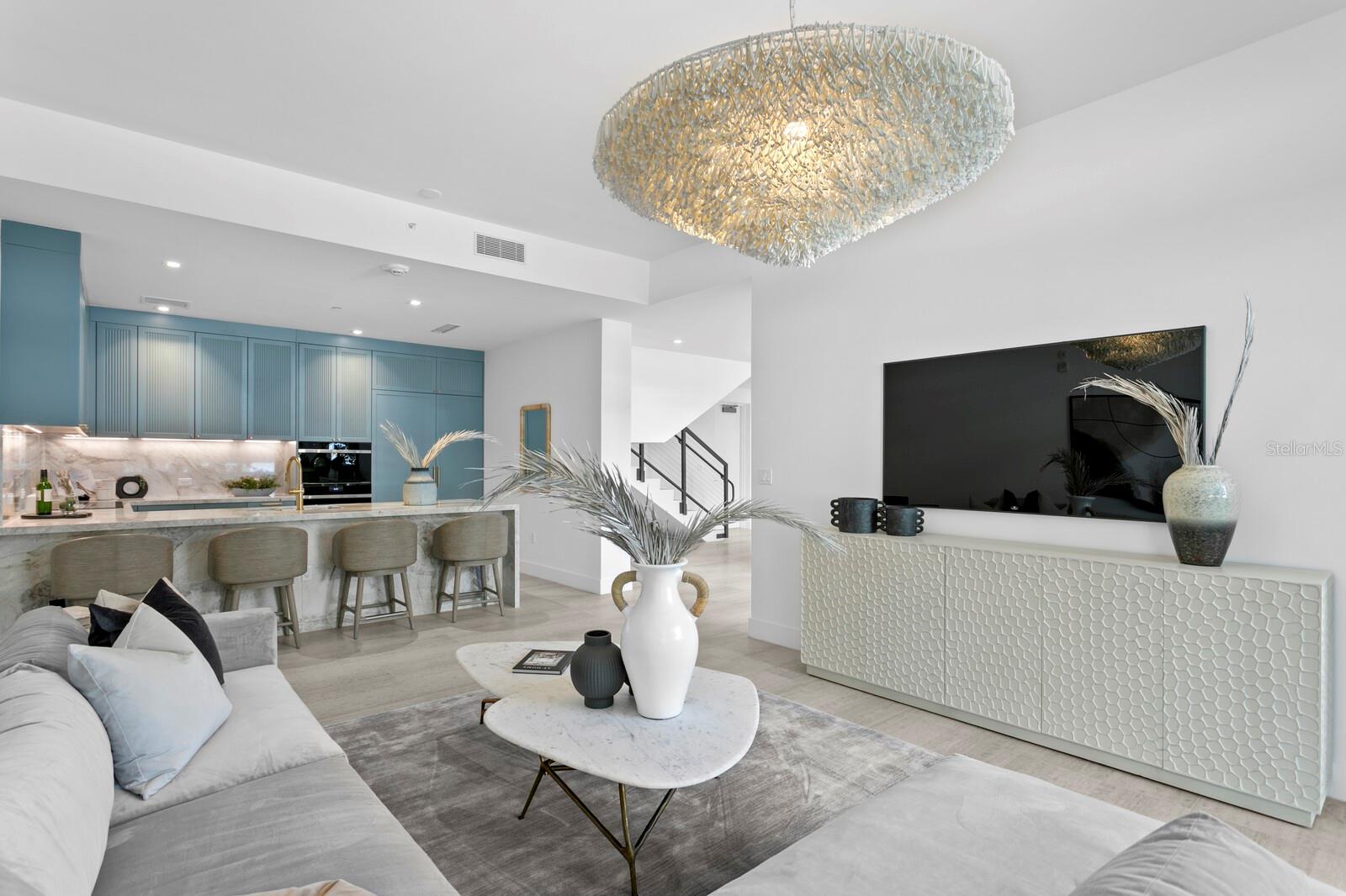 3020 W SANTIAGO ST #5