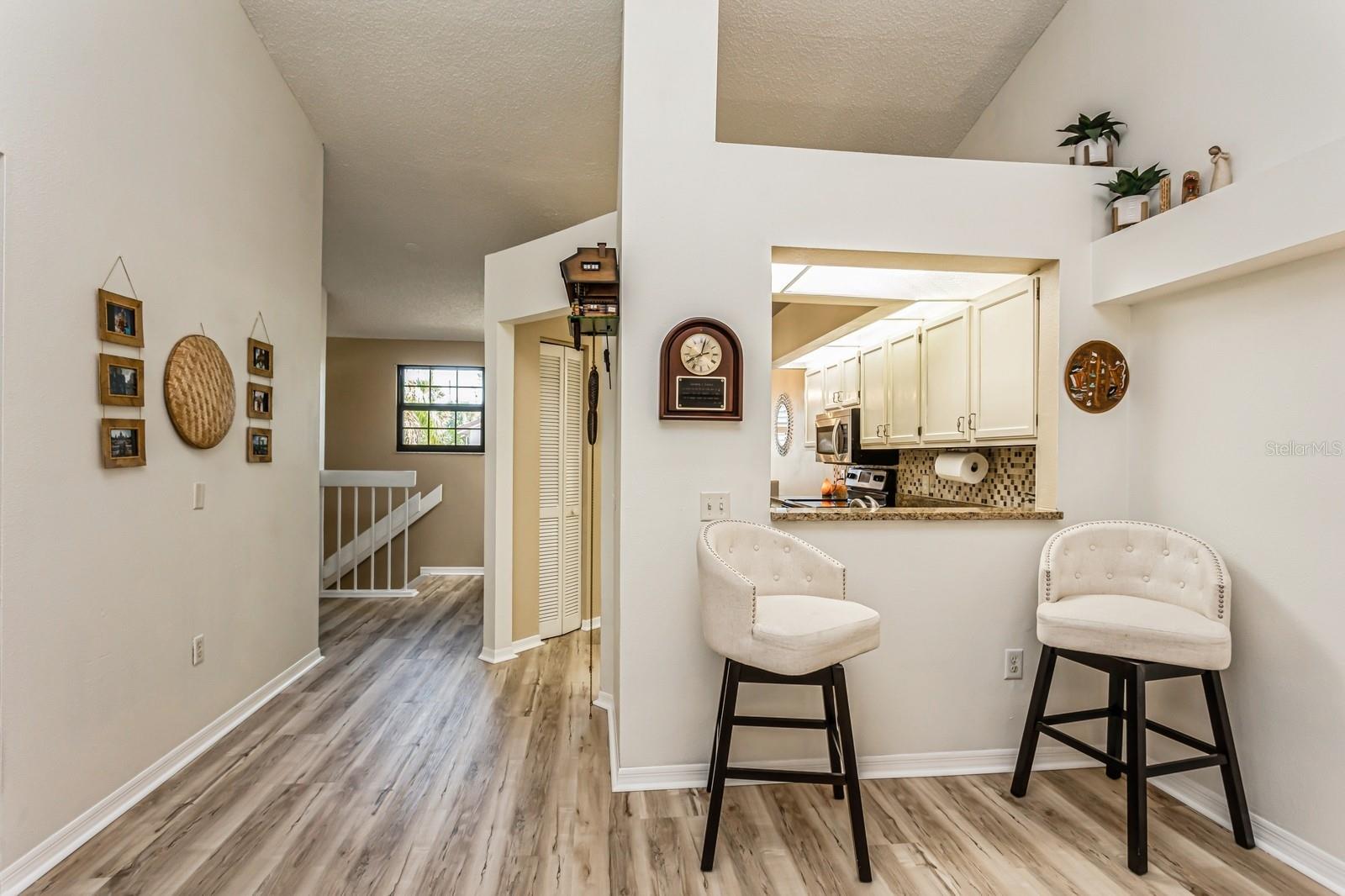 10494 SAINT TROPEZ PL #202