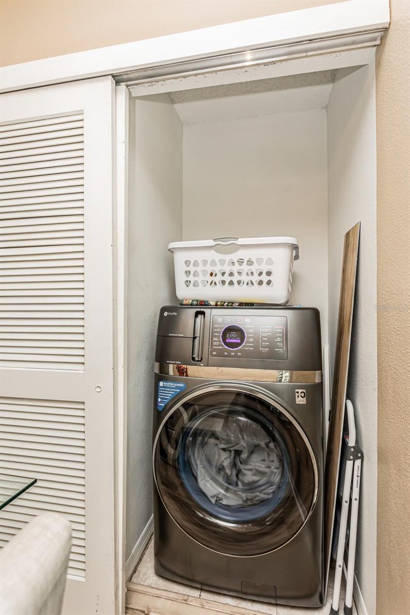 10494 SAINT TROPEZ PL #202