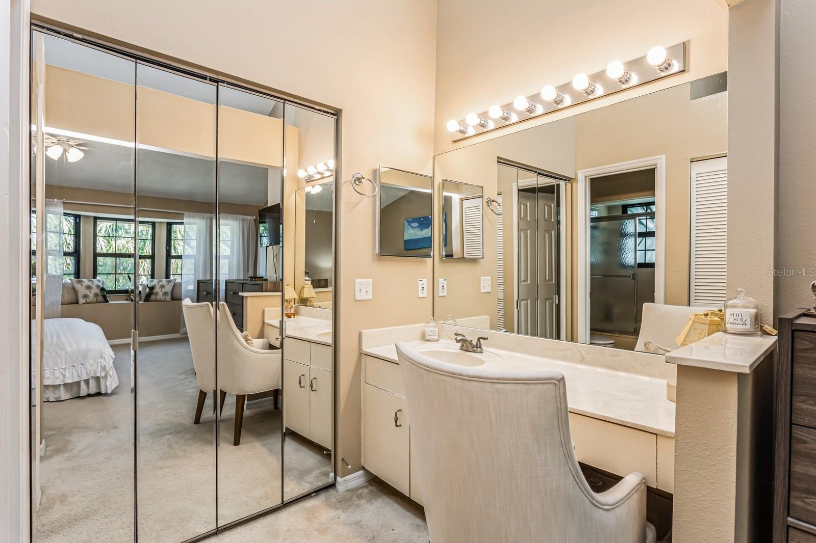 10494 SAINT TROPEZ PL #202