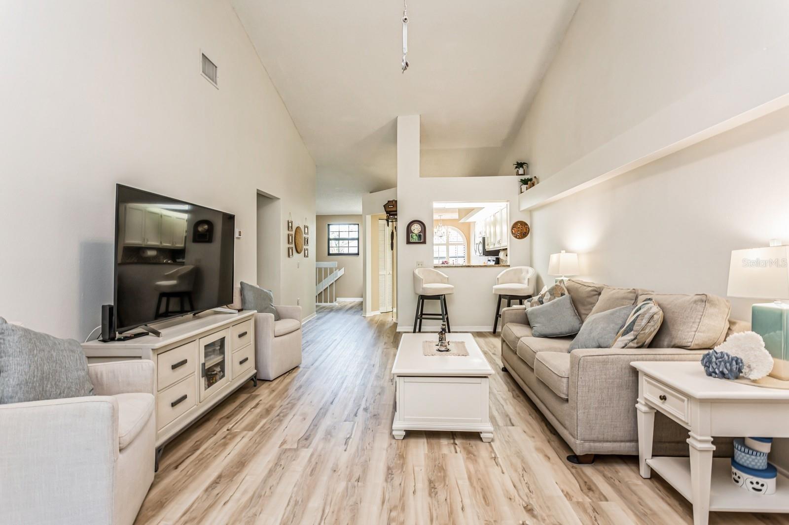 10494 SAINT TROPEZ PL #202