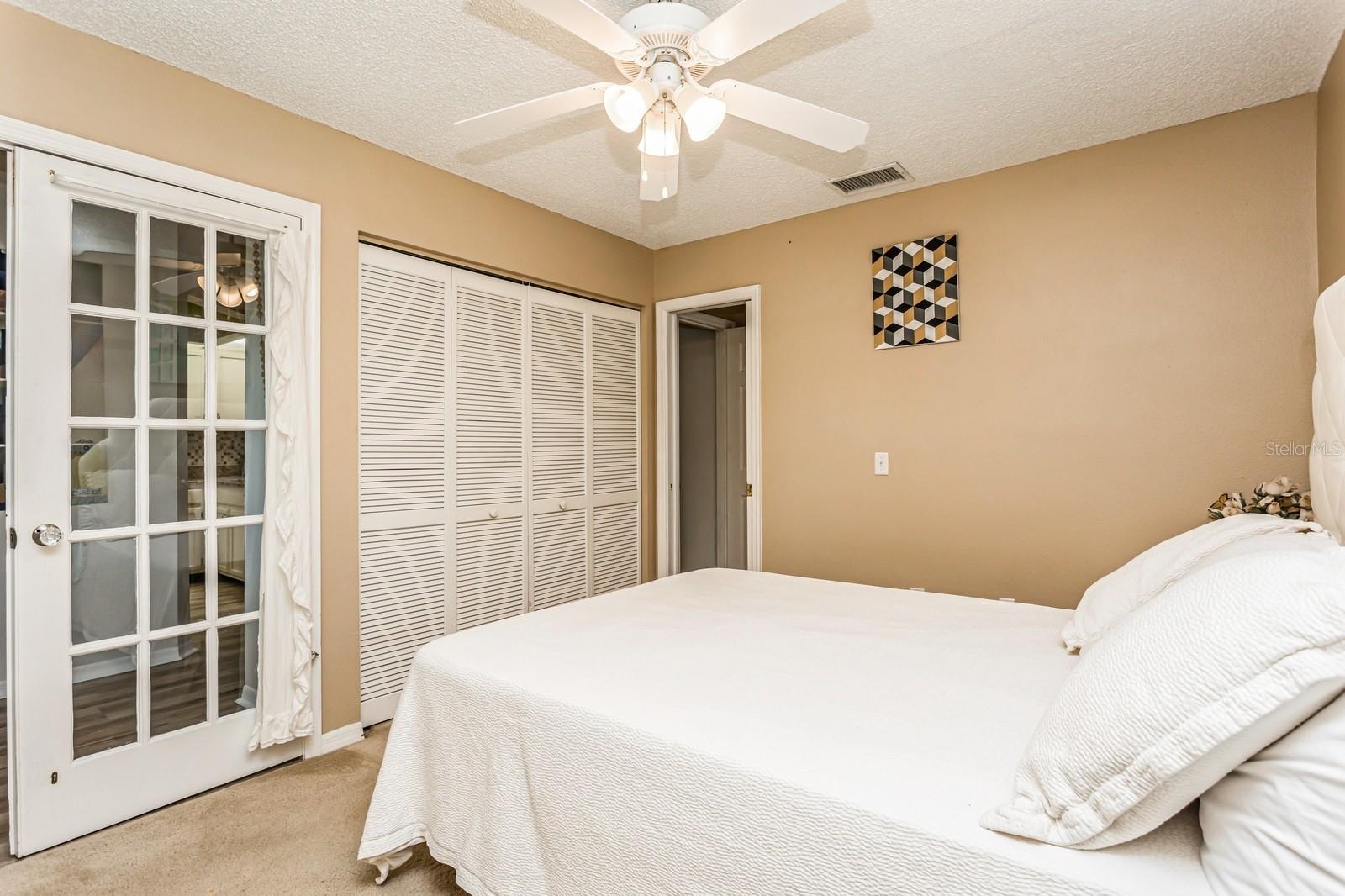 10494 SAINT TROPEZ PL #202