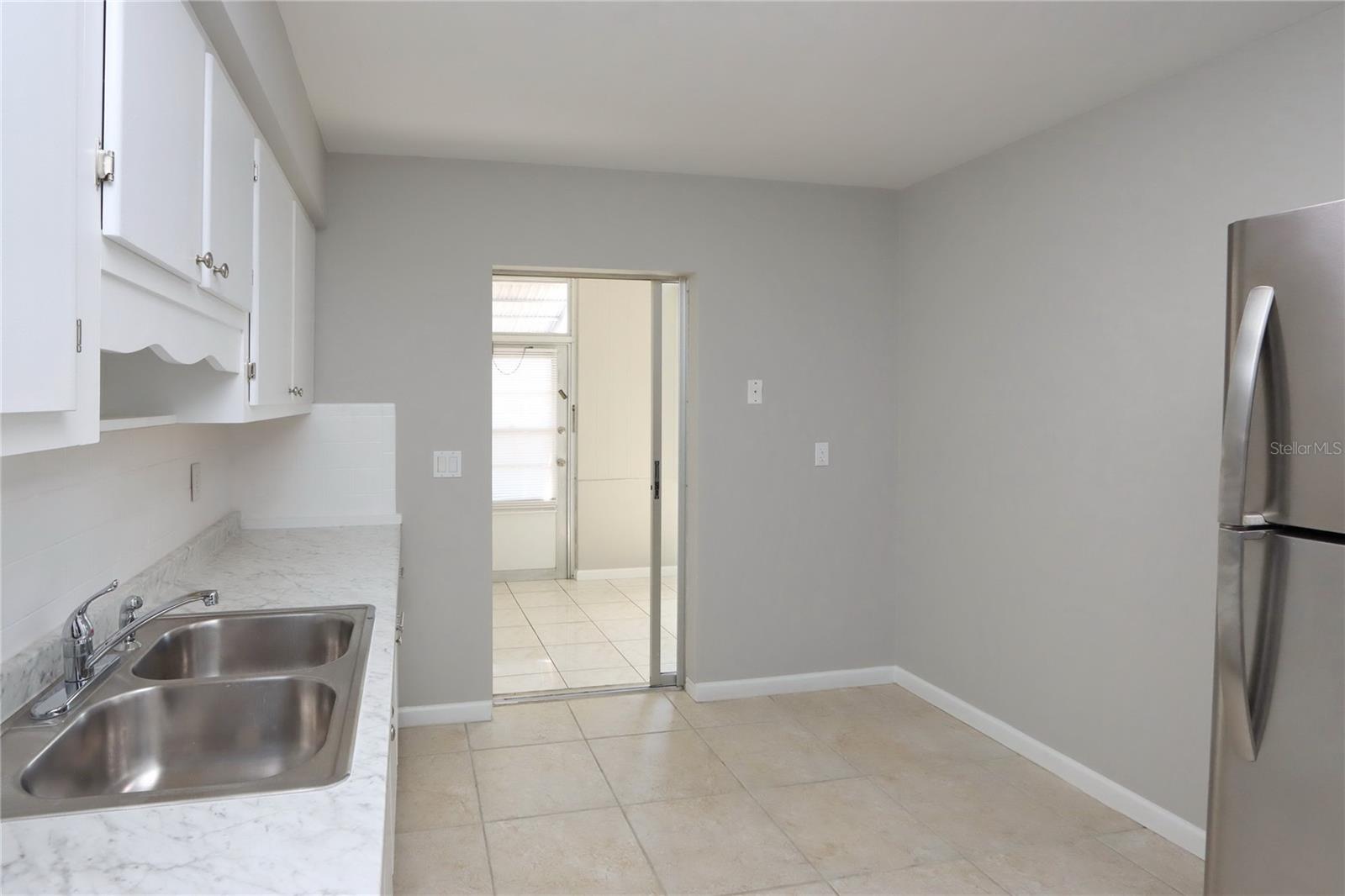 5150 10TH AVE N #111