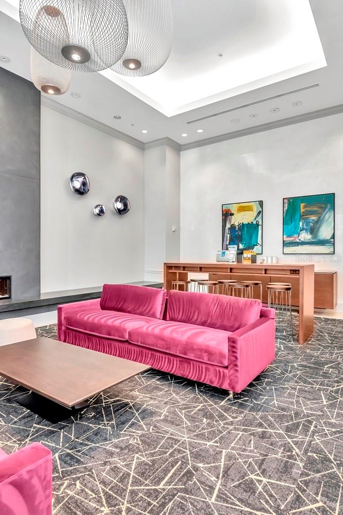 450 KNIGHTS RUN AVE #2102