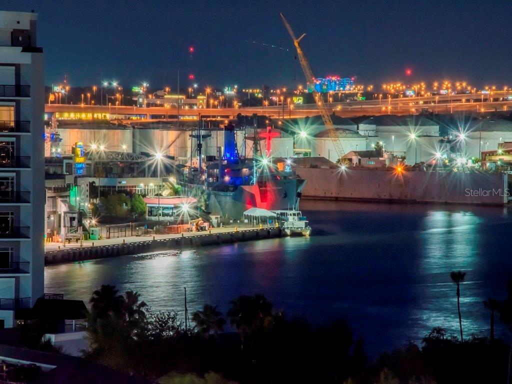 450 KNIGHTS RUN AVE #2102