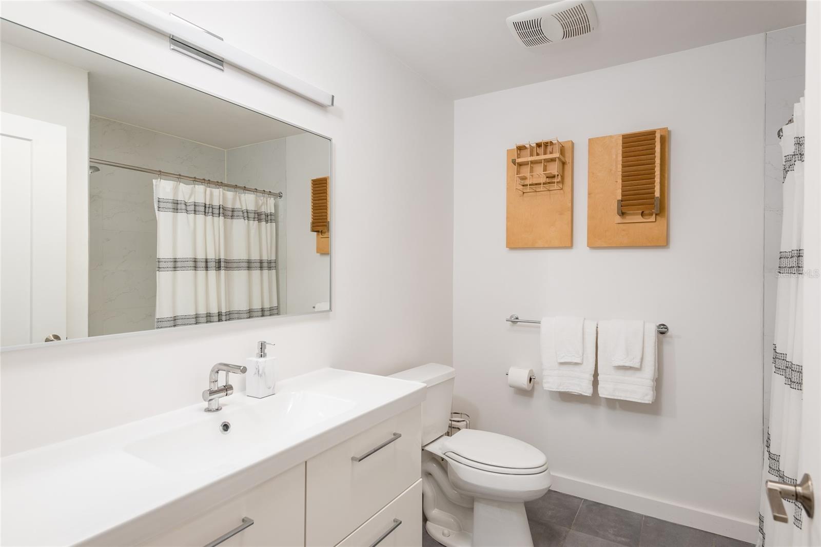 4831 W BAY COURT AVE