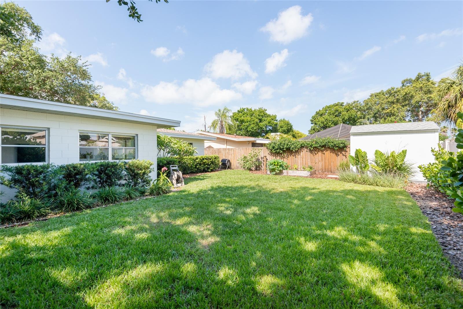 4831 W BAY COURT AVE