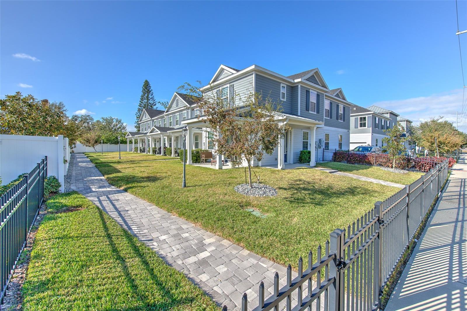 6621 S MANHATTAN AVE #1