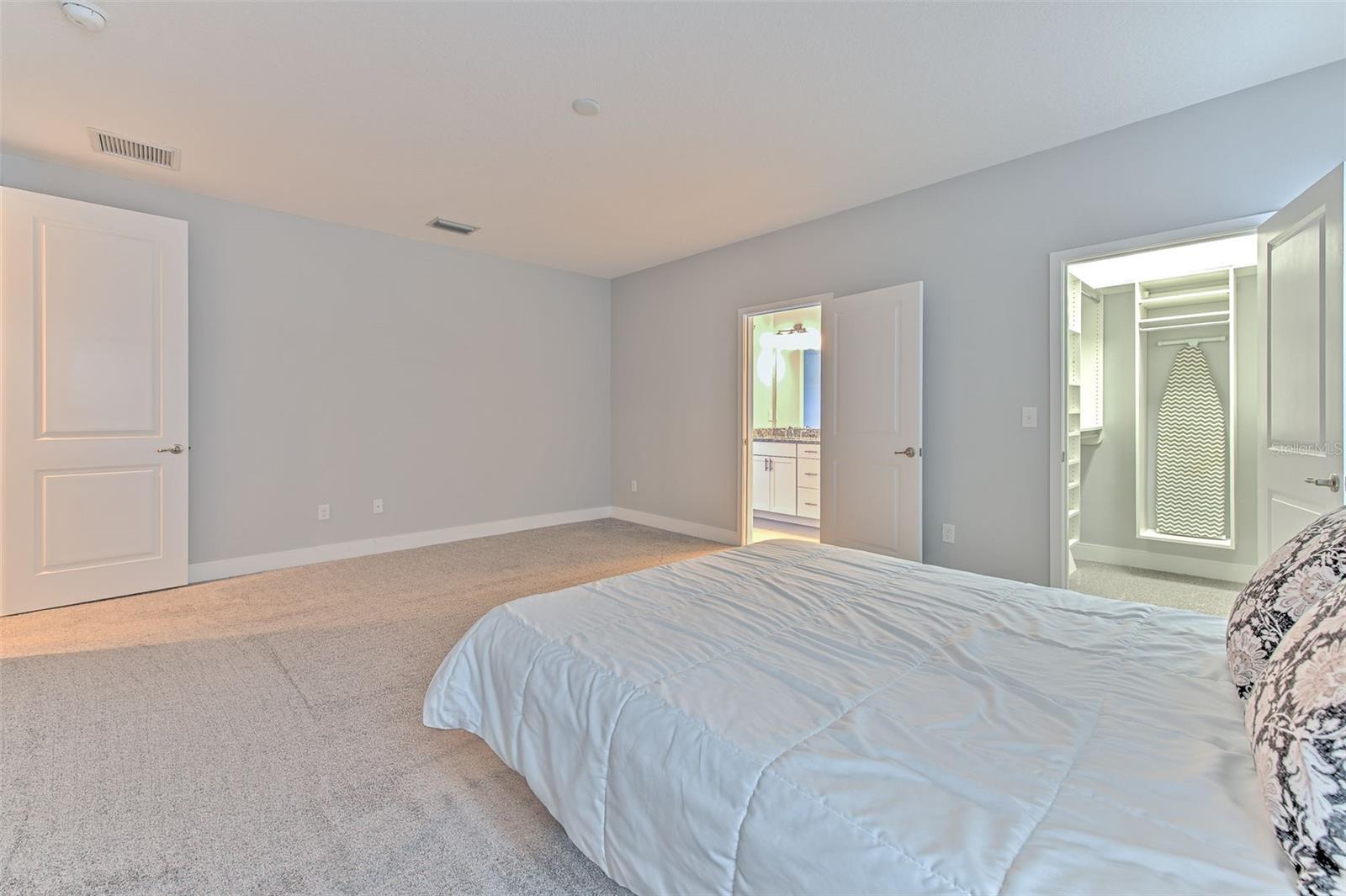 6621 S MANHATTAN AVE #1