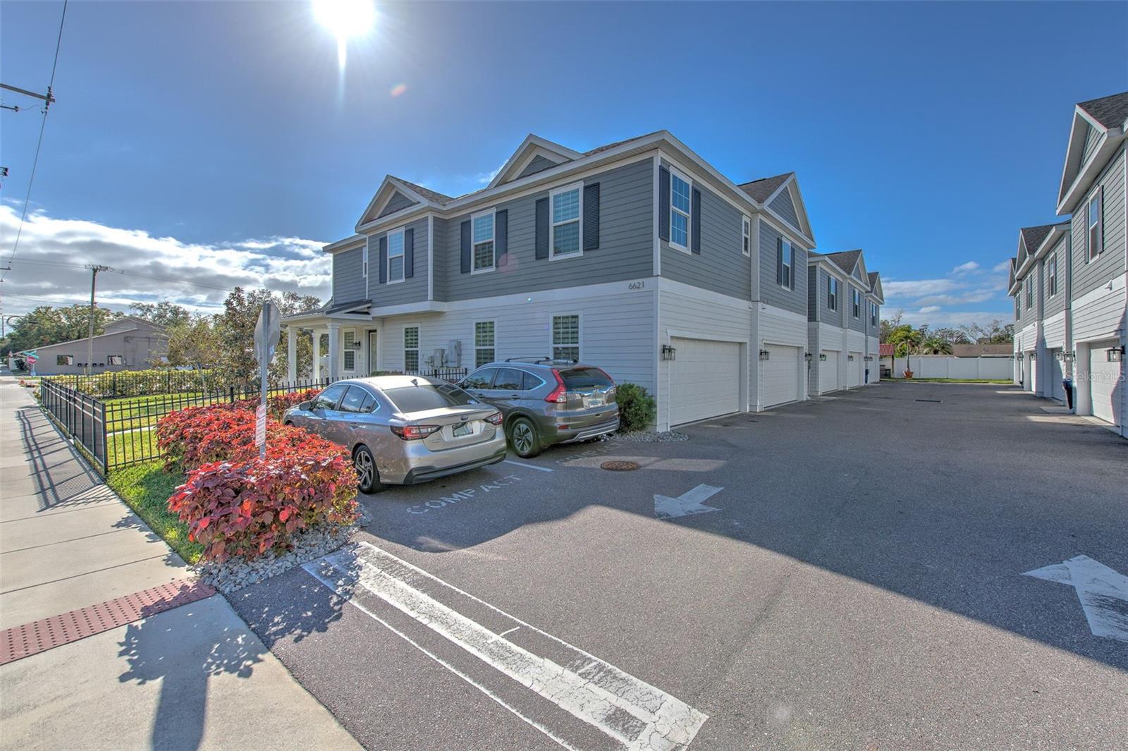 6621 S MANHATTAN AVE #1