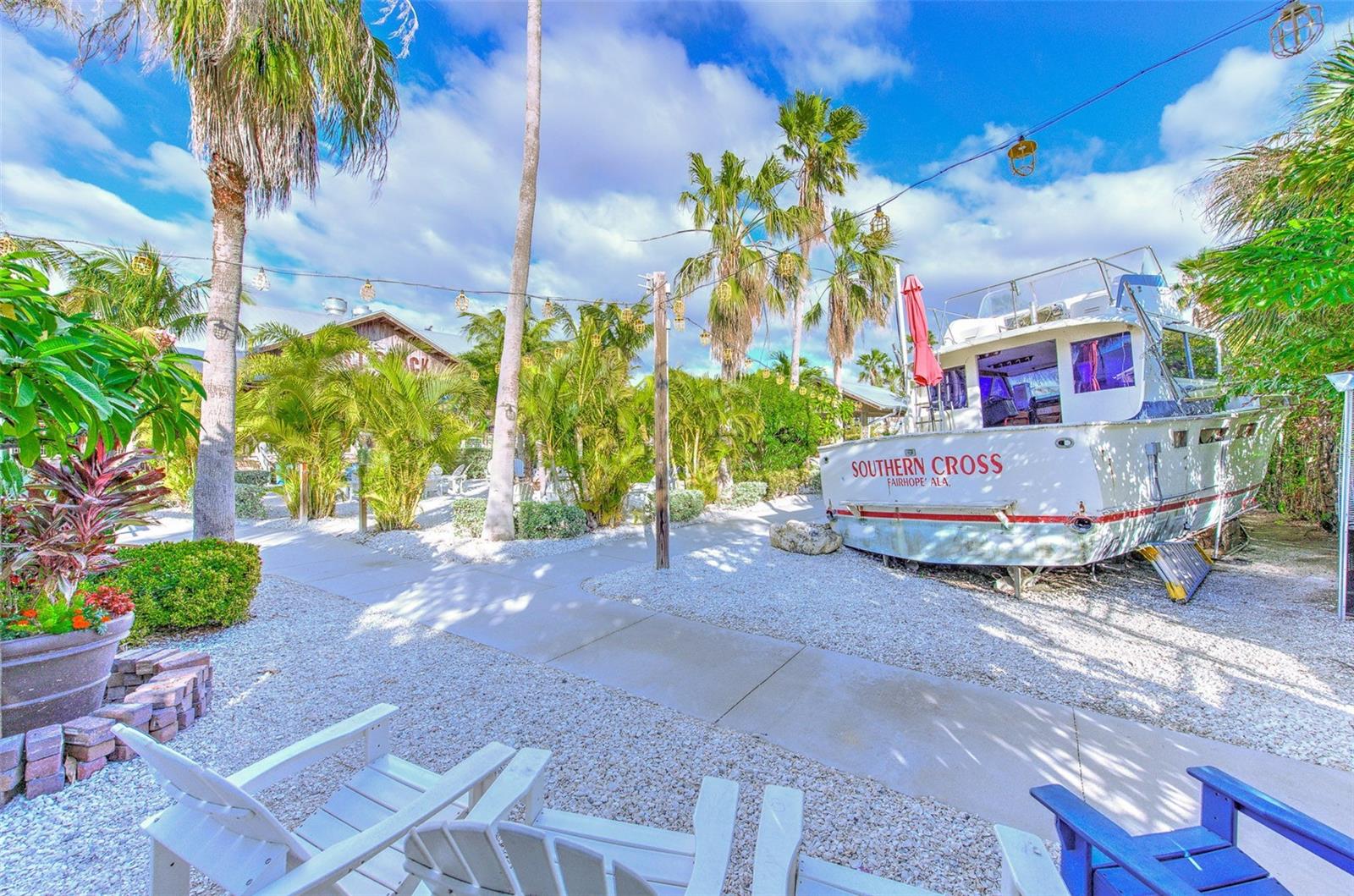 6621 S MANHATTAN AVE #1