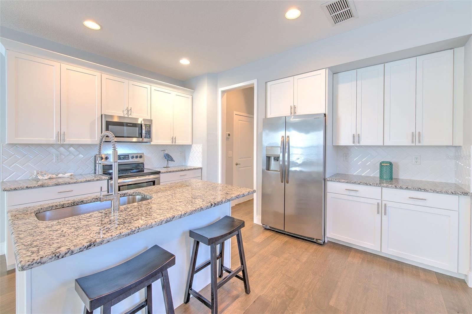 6621 S MANHATTAN AVE #1