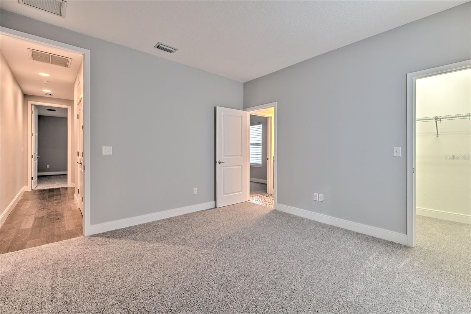 6621 S MANHATTAN AVE #1