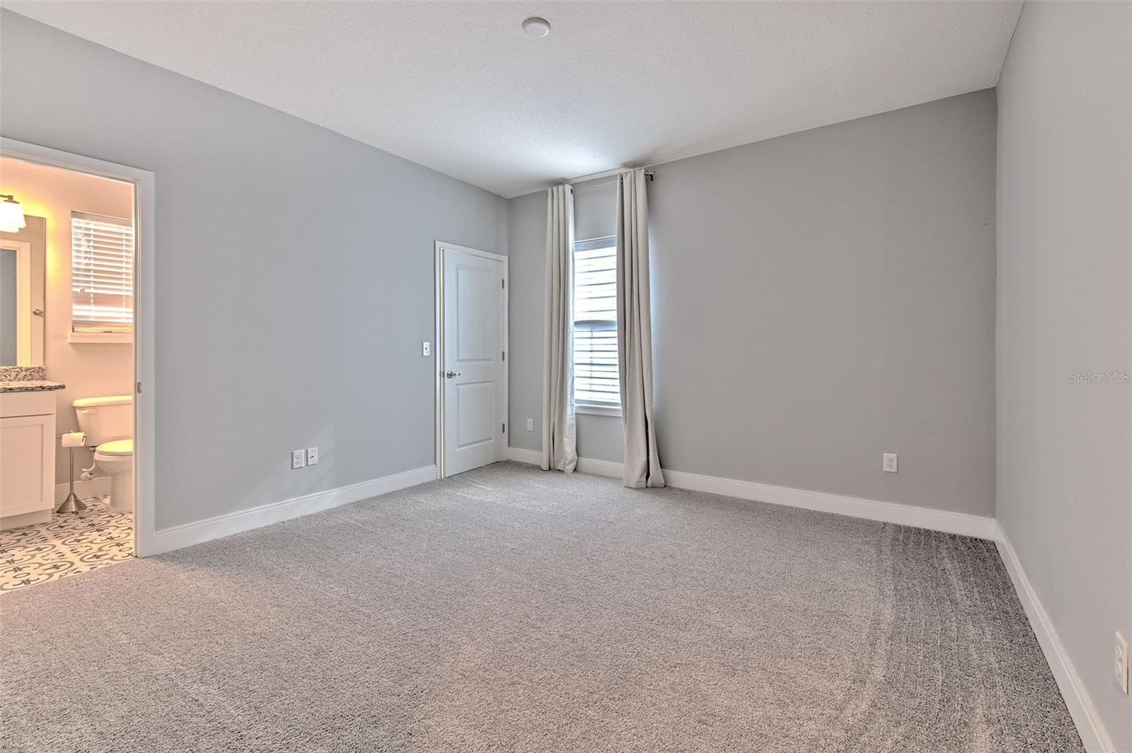 6621 S MANHATTAN AVE #1