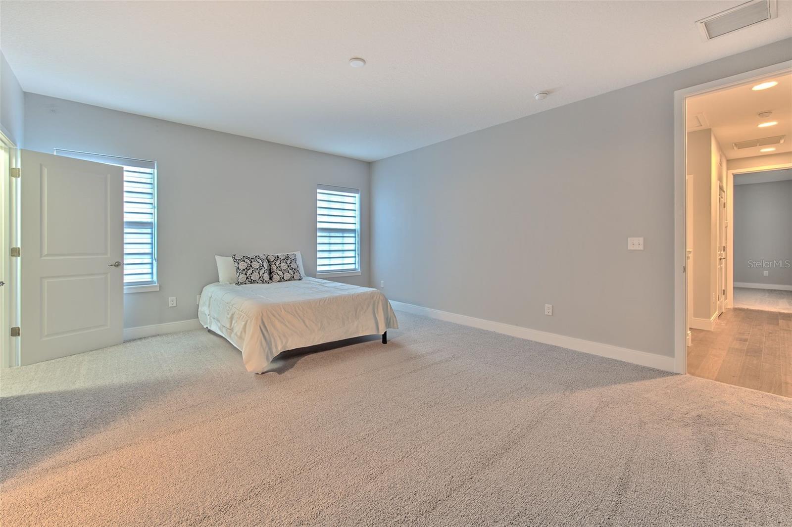 6621 S MANHATTAN AVE #1