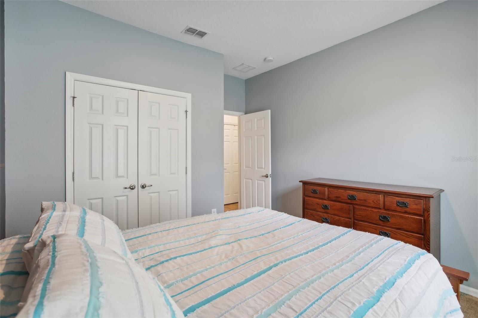 4735 ROLLING GREEN DR