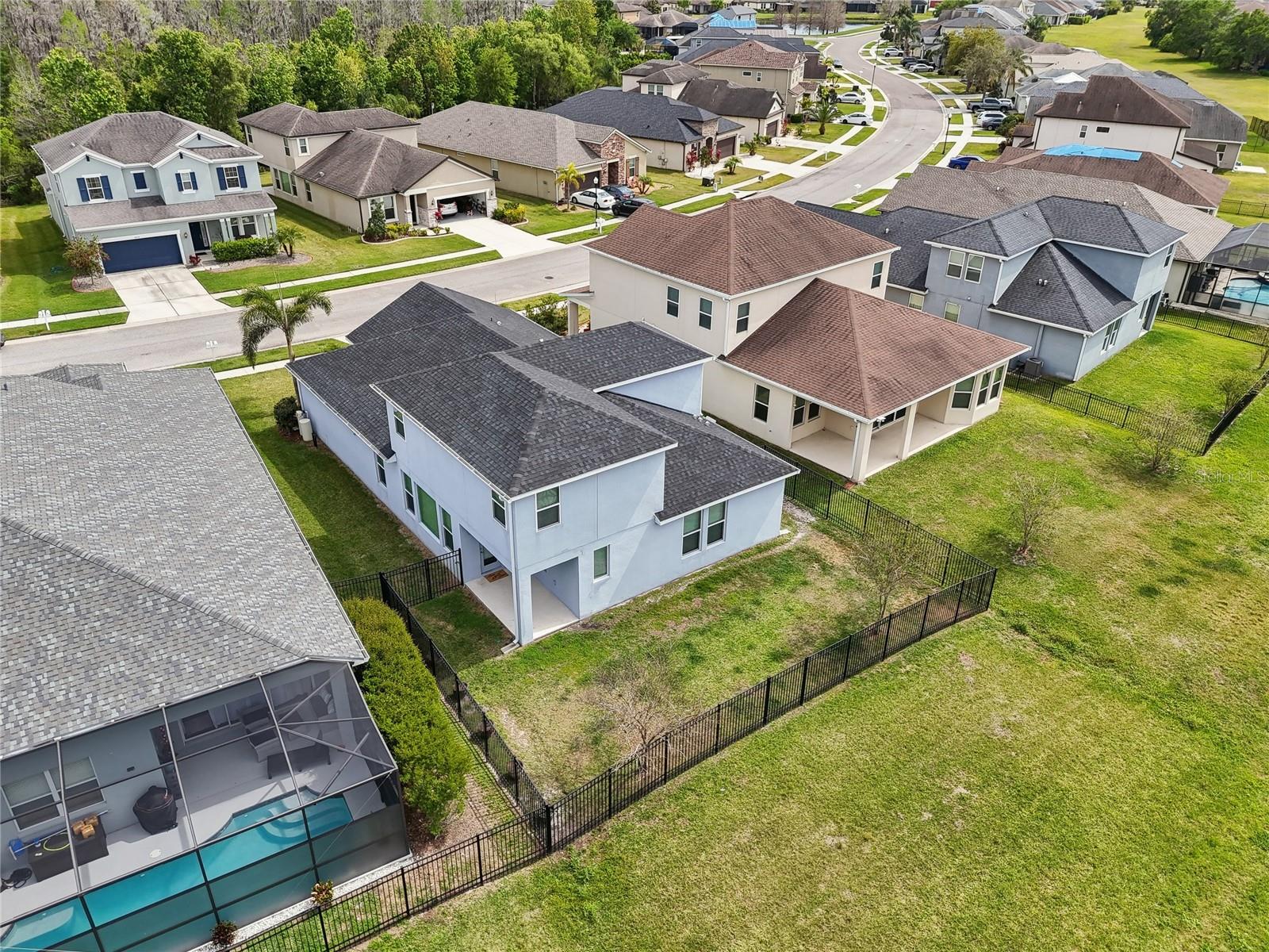 4735 ROLLING GREEN DR