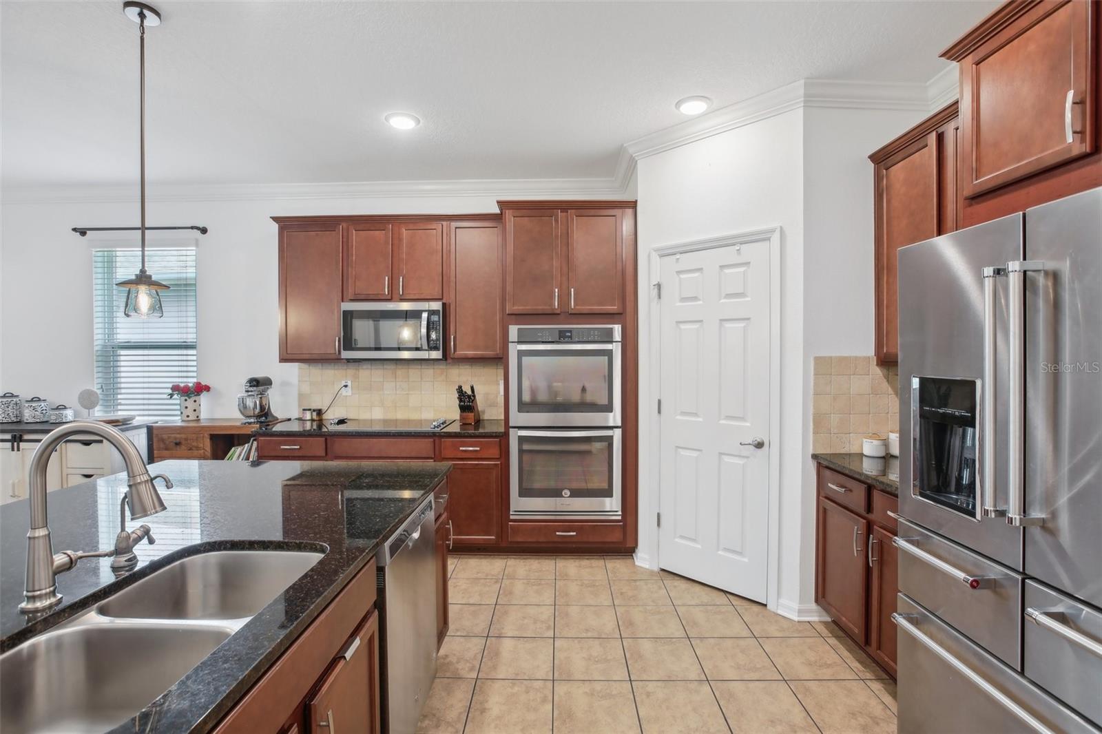 4735 ROLLING GREEN DR