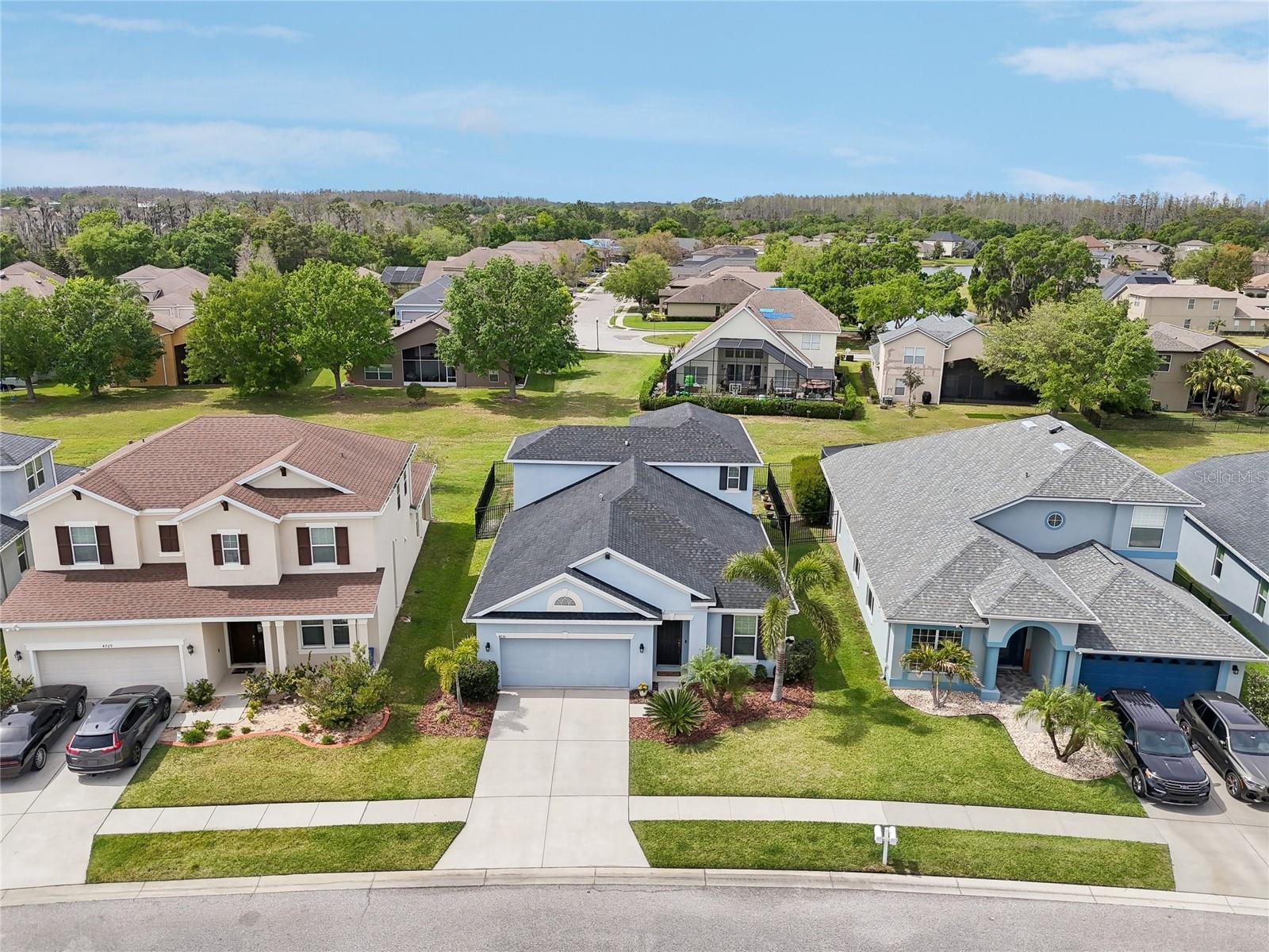 4735 ROLLING GREEN DR