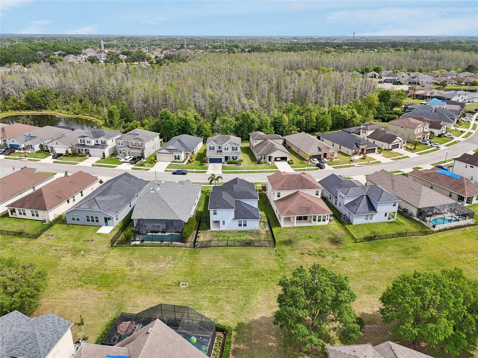 4735 ROLLING GREEN DR