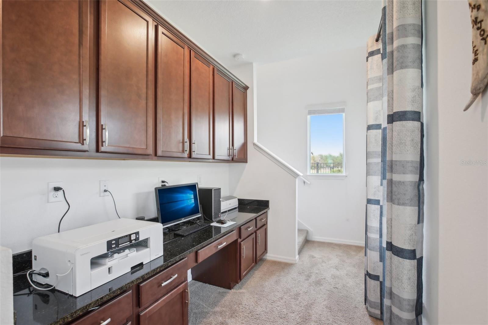 4735 ROLLING GREEN DR