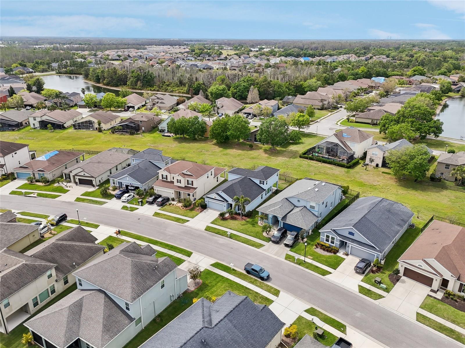 4735 ROLLING GREEN DR