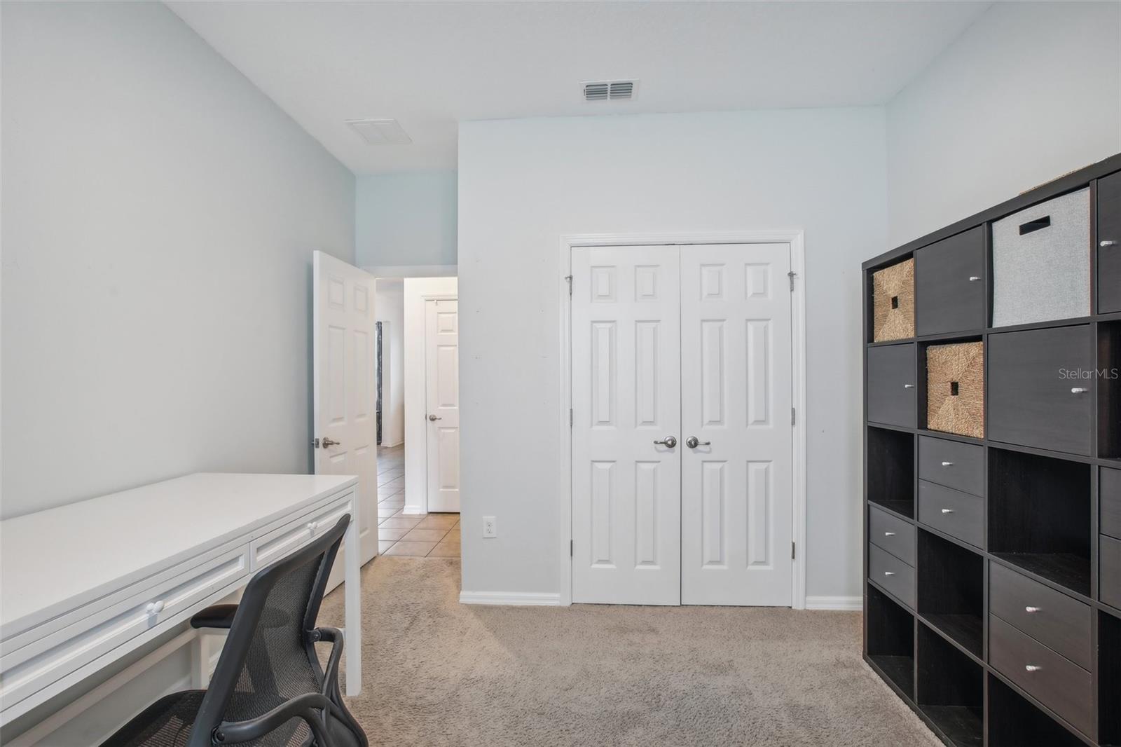 4735 ROLLING GREEN DR