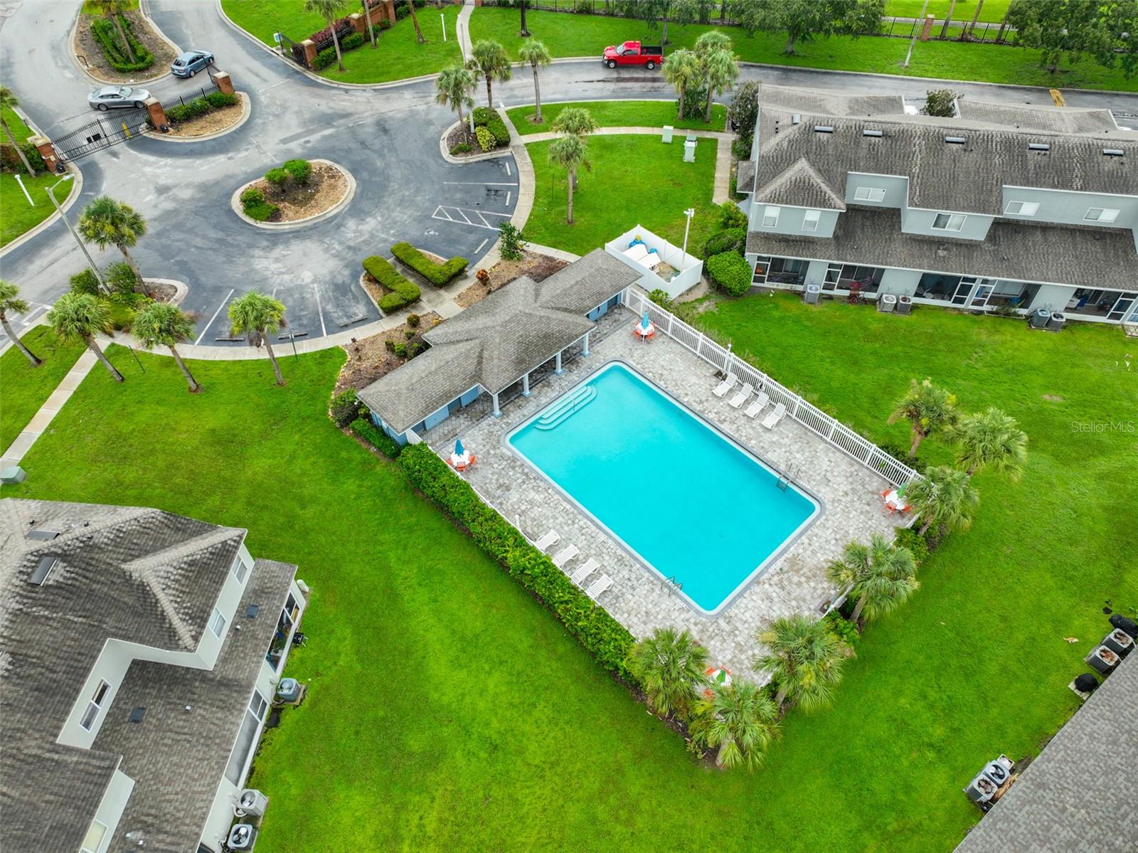 12829 KINGS CROSSING DR