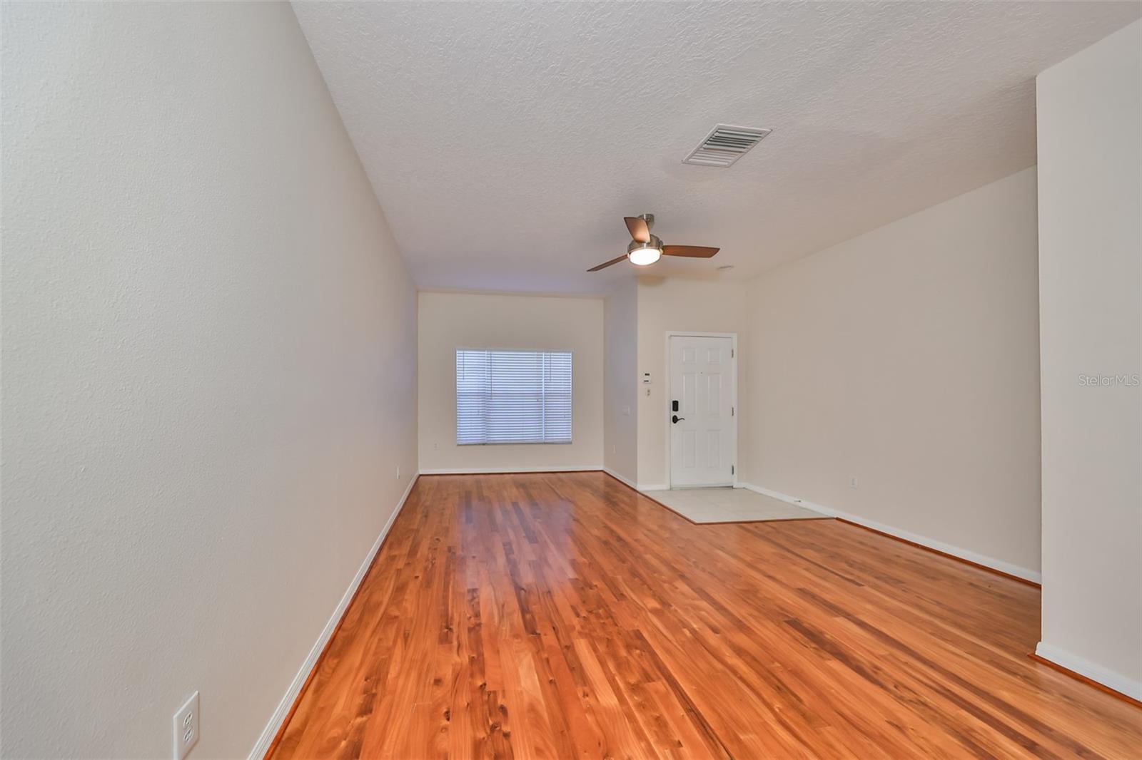 12829 KINGS CROSSING DR