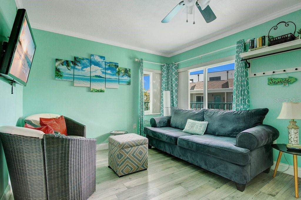 673 BAY ESPLANADE #202