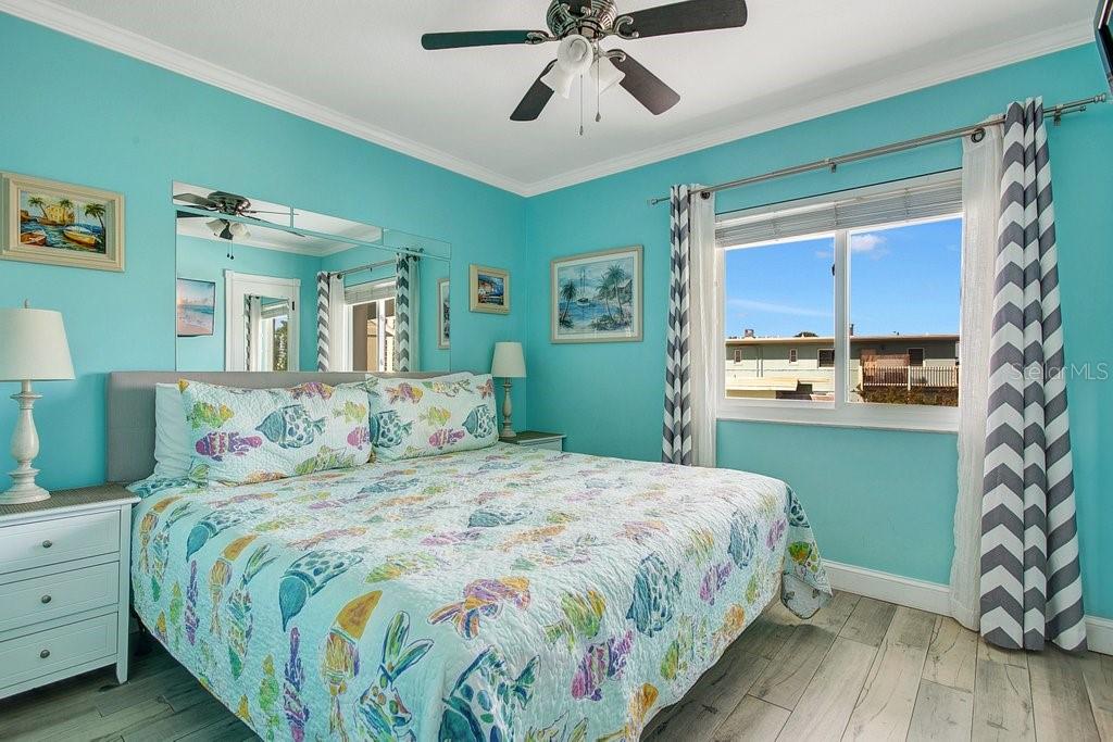 673 BAY ESPLANADE #202