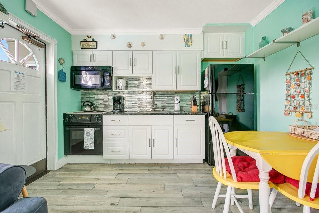 673 BAY ESPLANADE #202