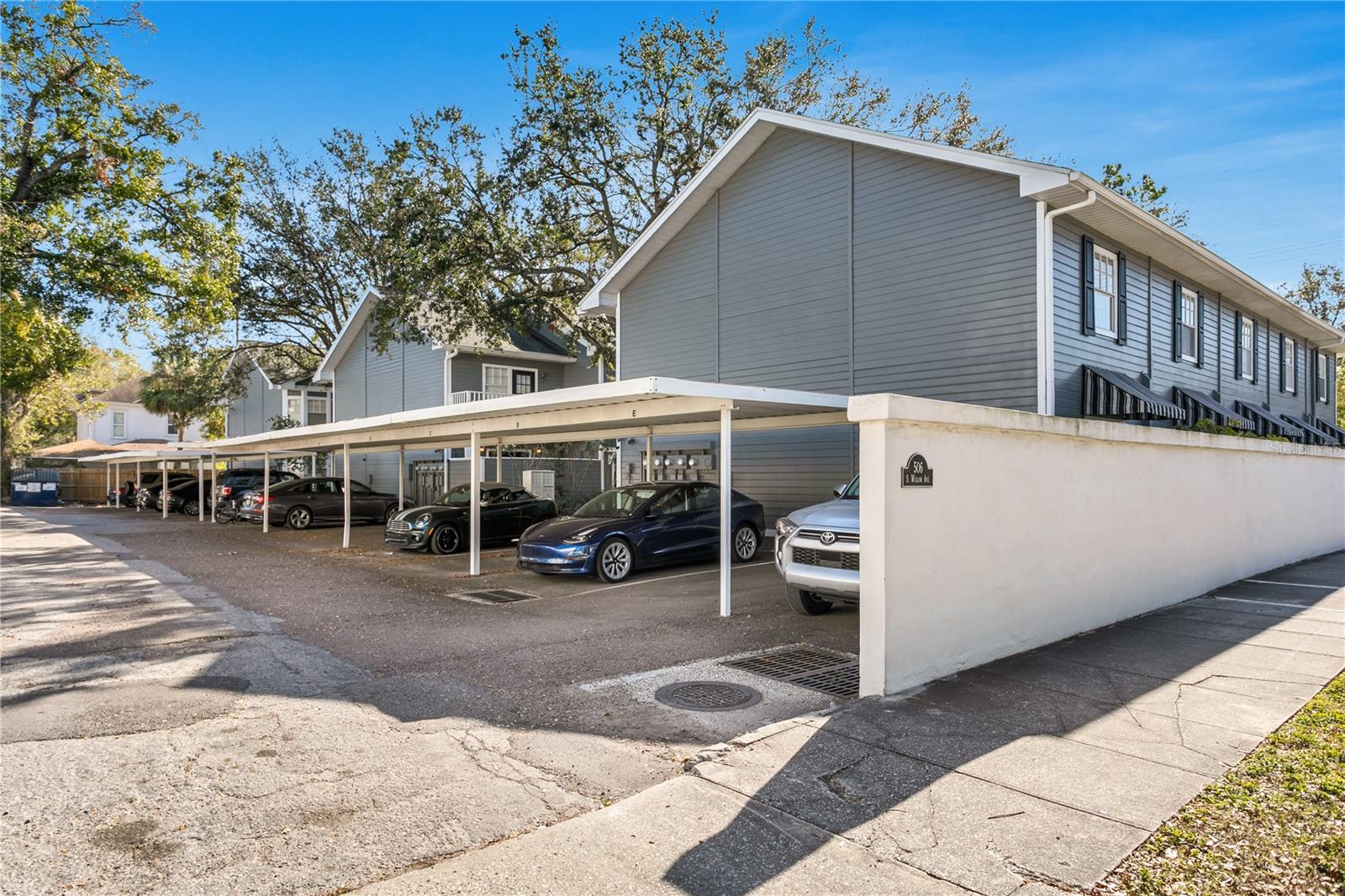 506 S WILLOW AVE #11