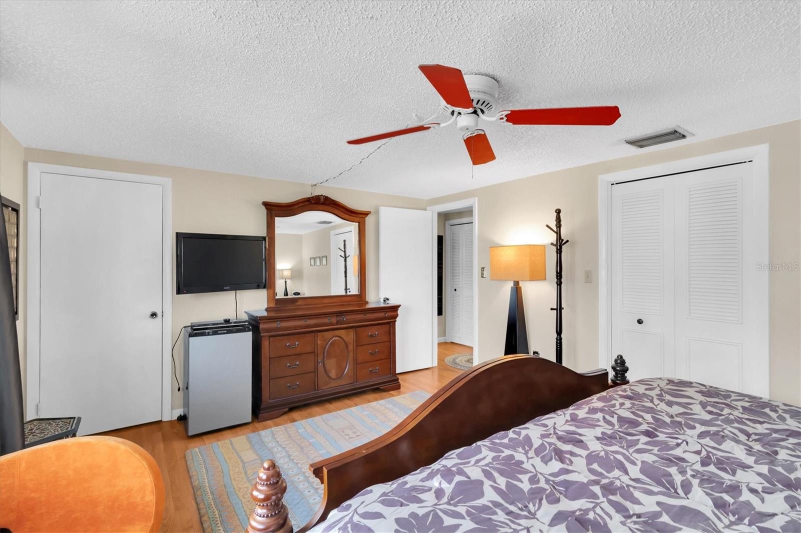 1147 KING ARTHUR CT #209