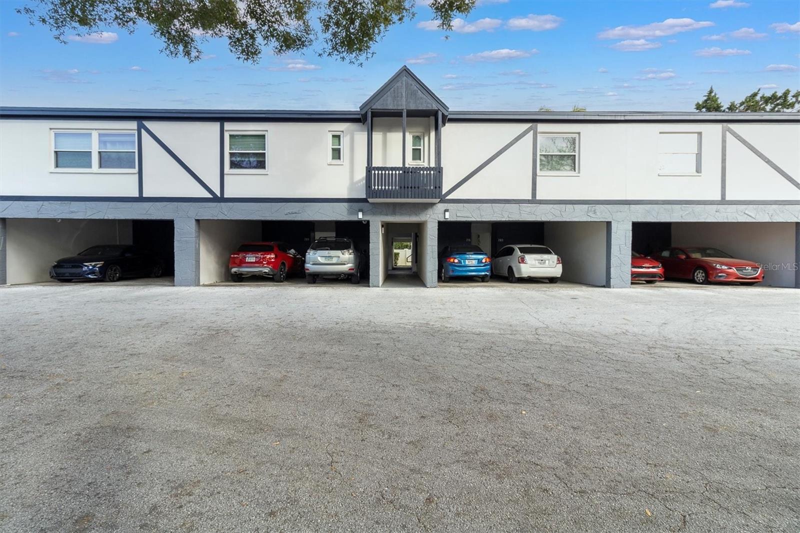 1147 KING ARTHUR CT #209