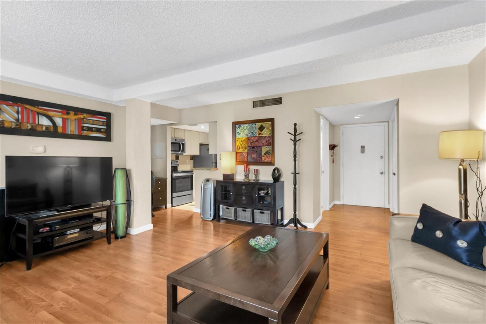 1147 KING ARTHUR CT #209