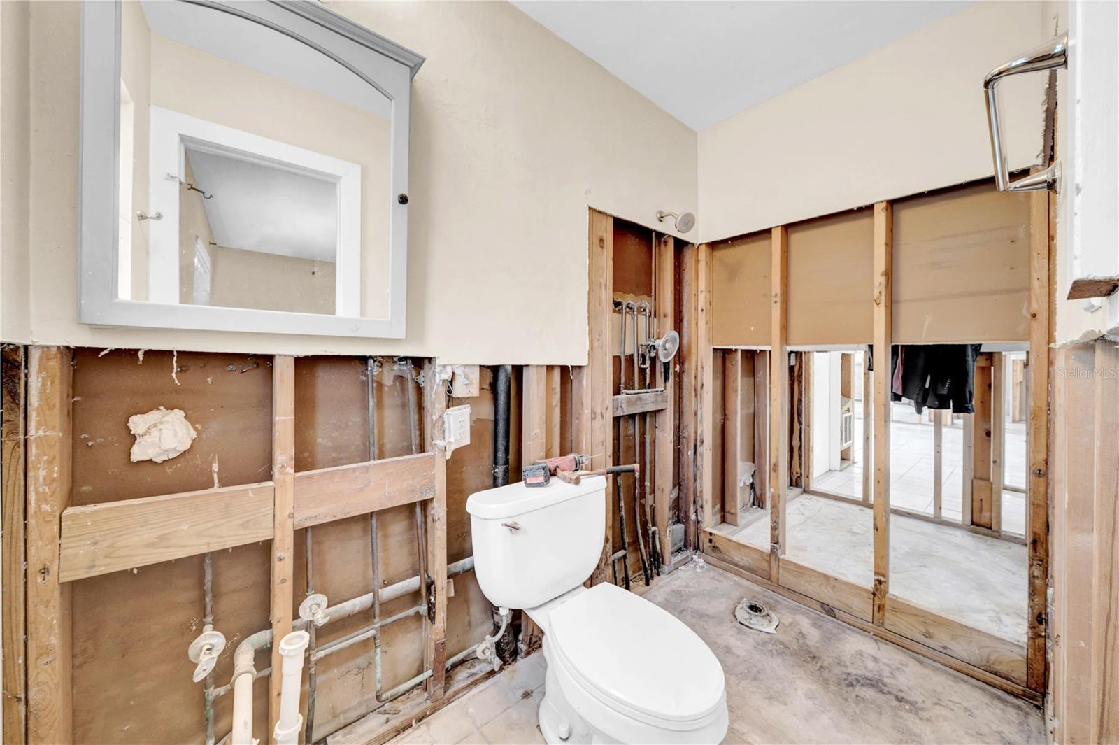 4543 INDIANAPOLIS ST NE