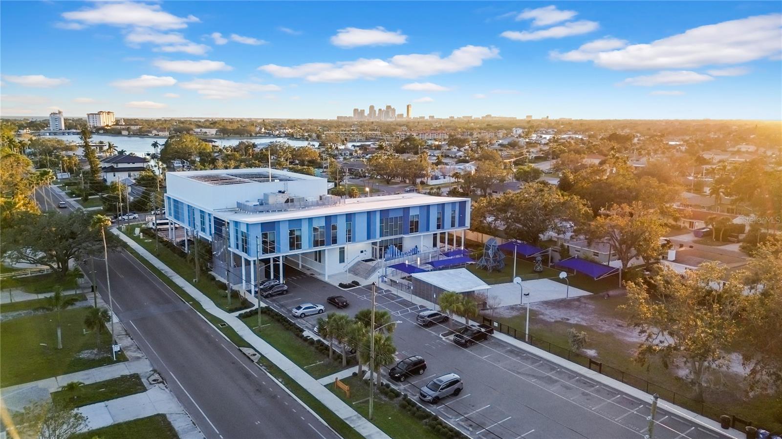 4543 INDIANAPOLIS ST NE