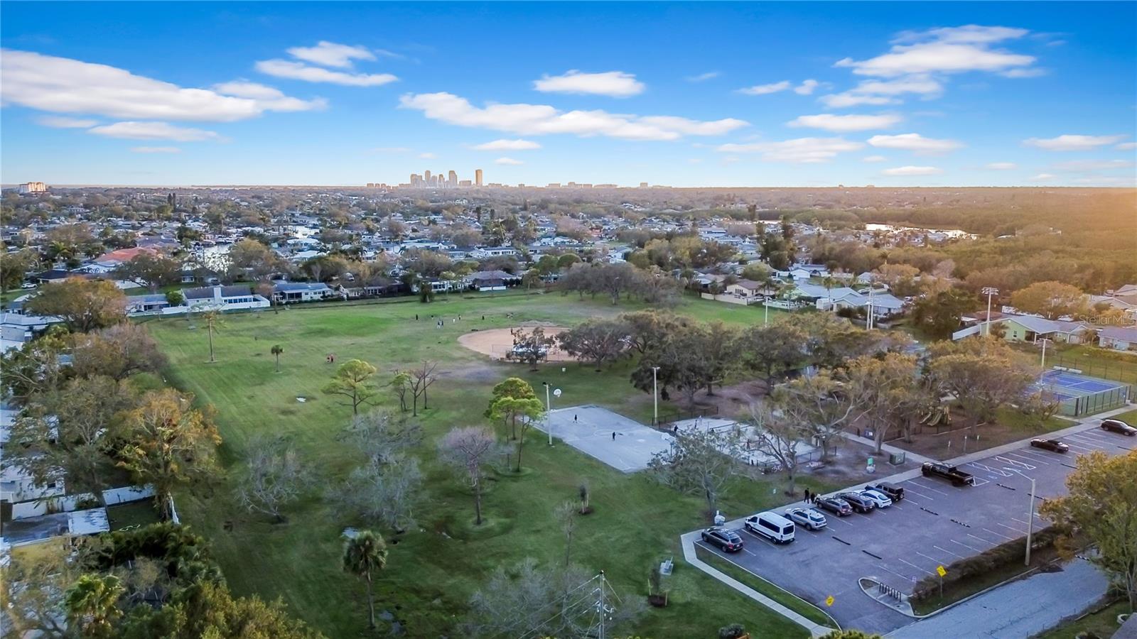 4543 INDIANAPOLIS ST NE