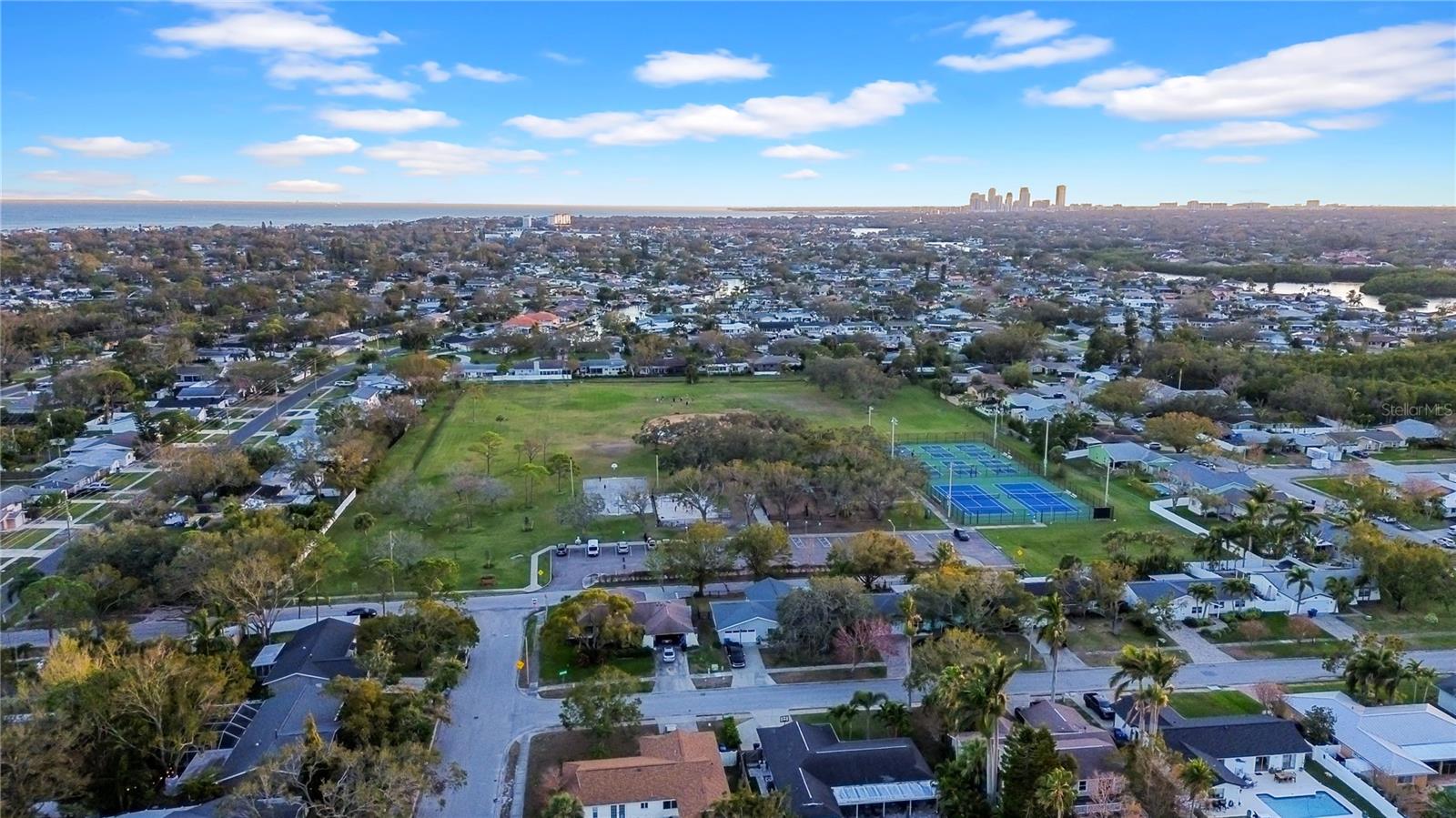 4543 INDIANAPOLIS ST NE