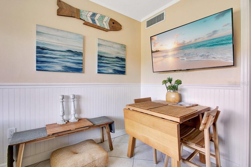 673 BAY ESPLANADE #206