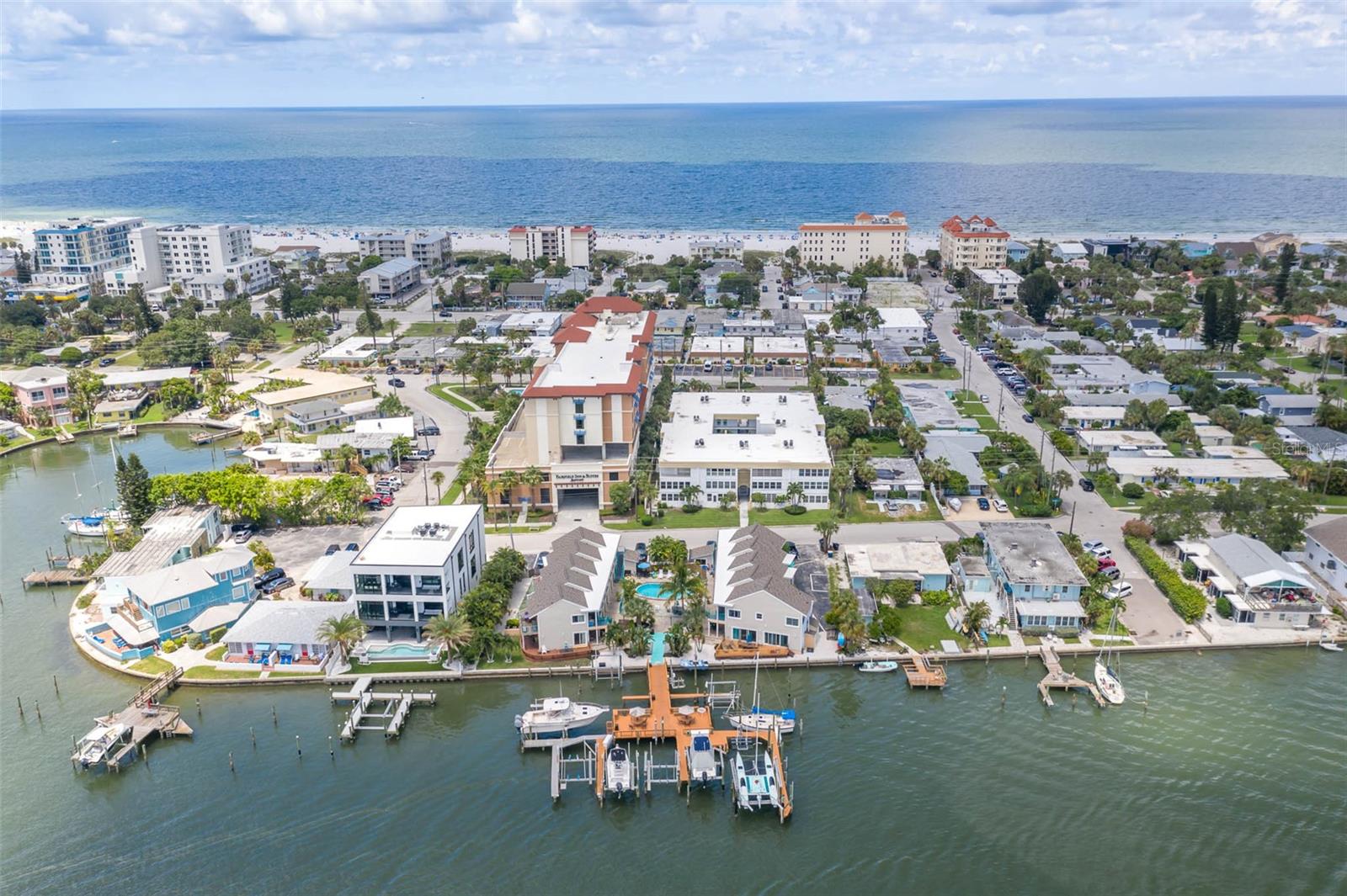 673 BAY ESPLANADE #206