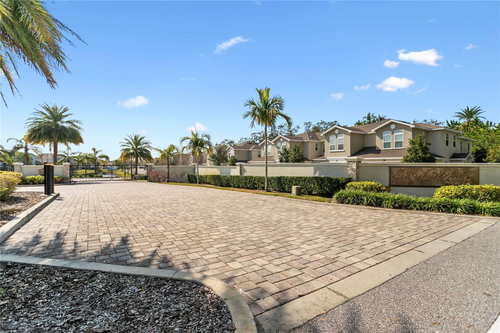 1940 LAKE RIDGE BLVD