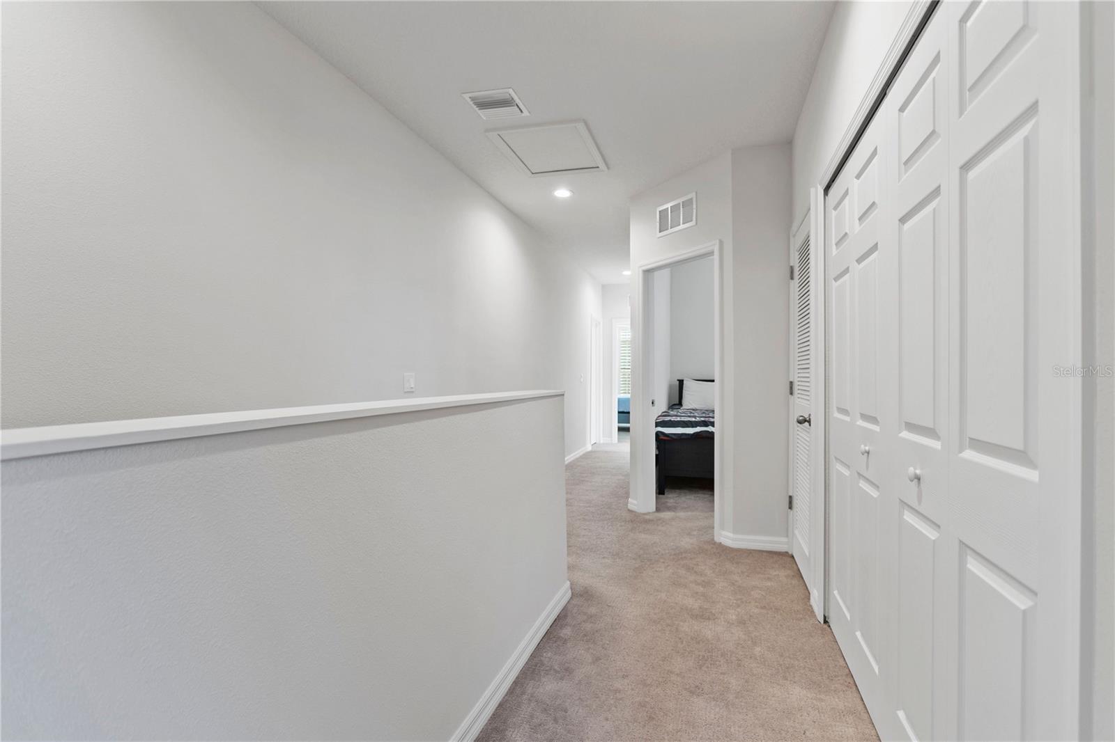 1940 LAKE RIDGE BLVD