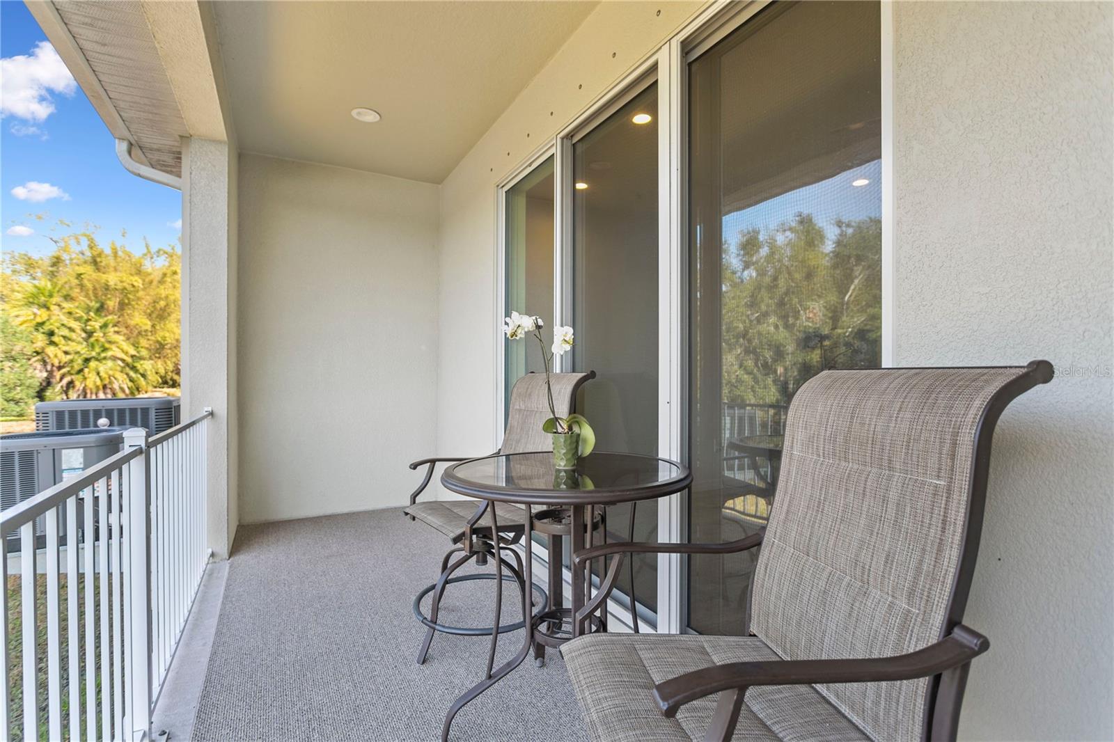 1940 LAKE RIDGE BLVD