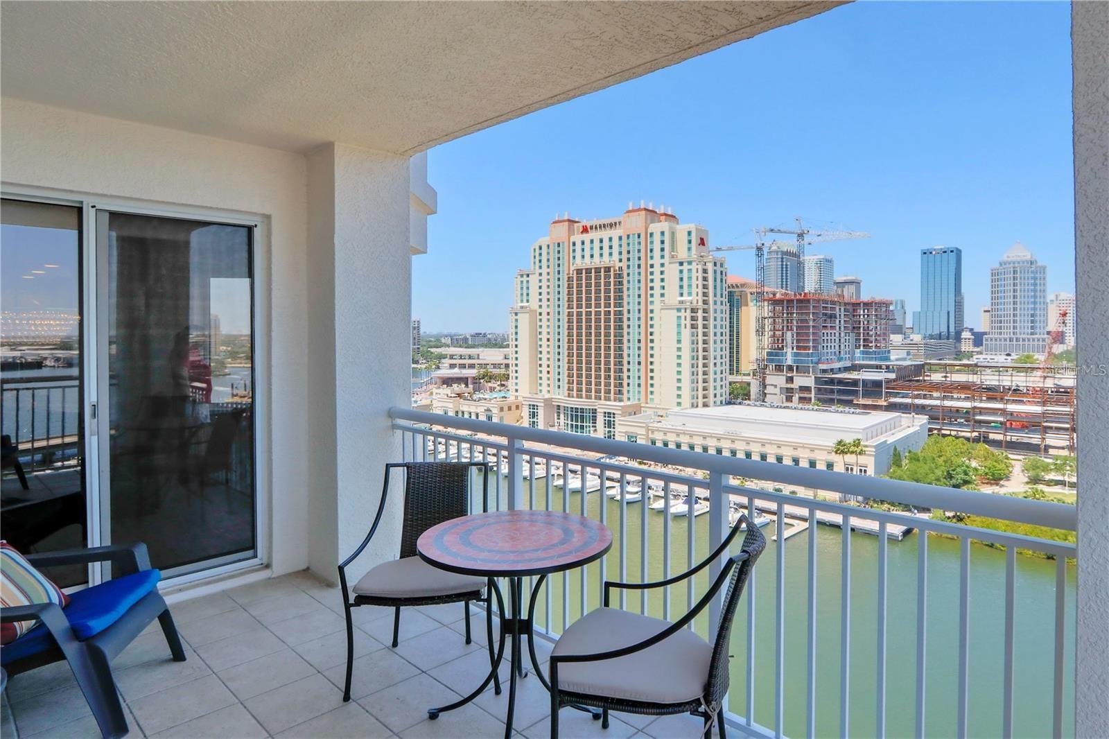 371 CHANNELSIDE WALK WAY #1401