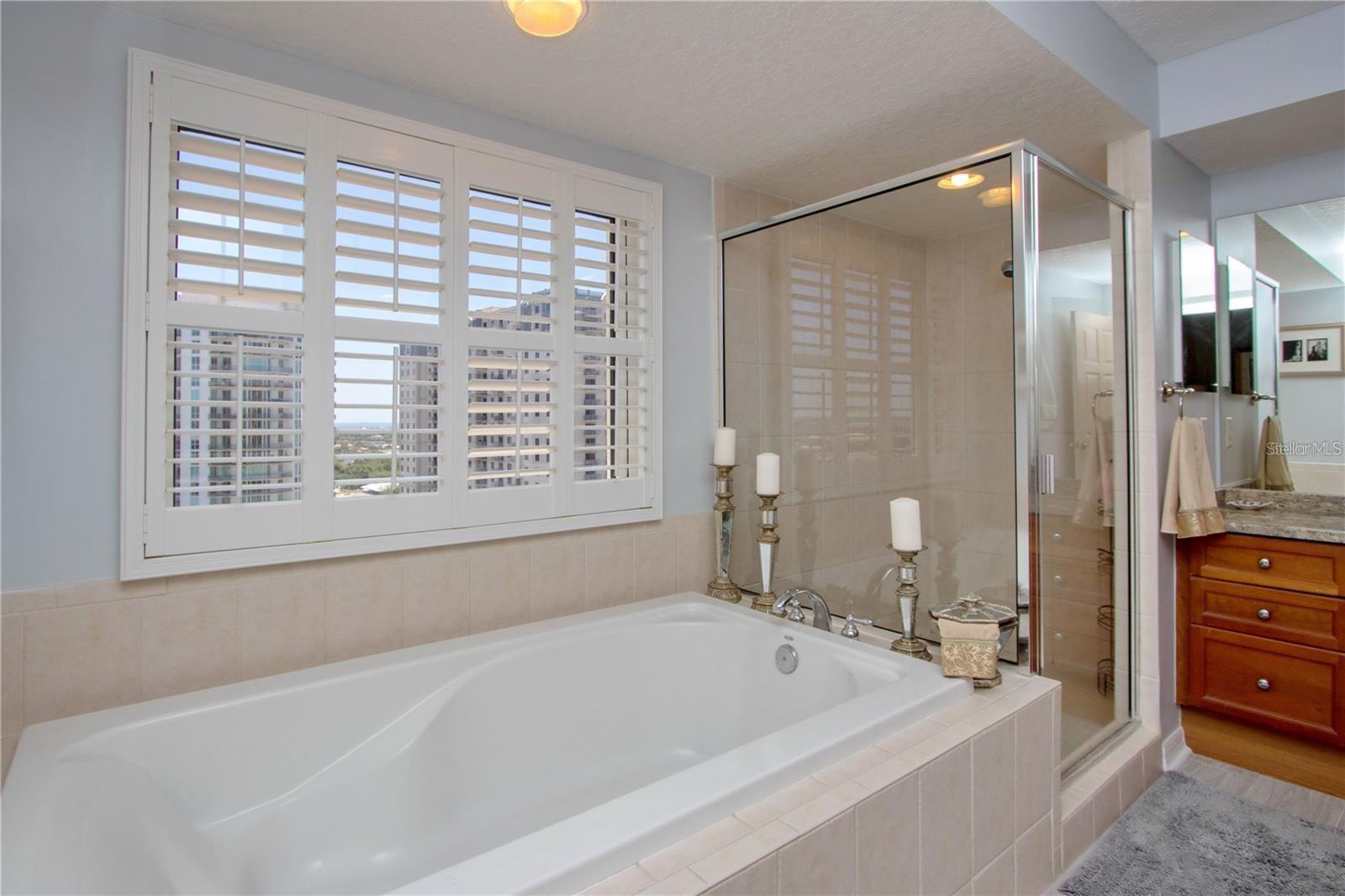 371 CHANNELSIDE WALK WAY #1401